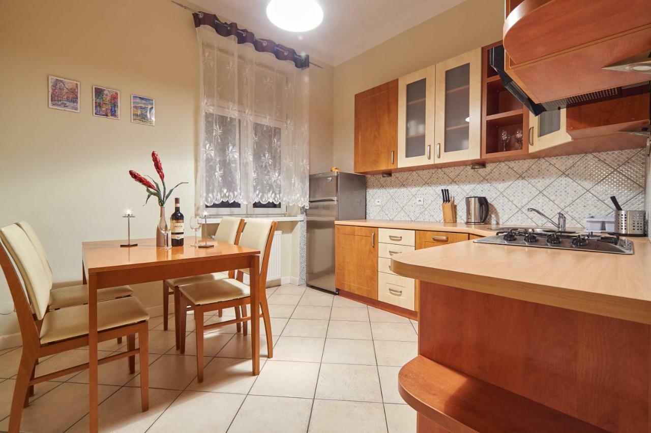 Apartamenty Galicja Krasków Εξωτερικό φωτογραφία